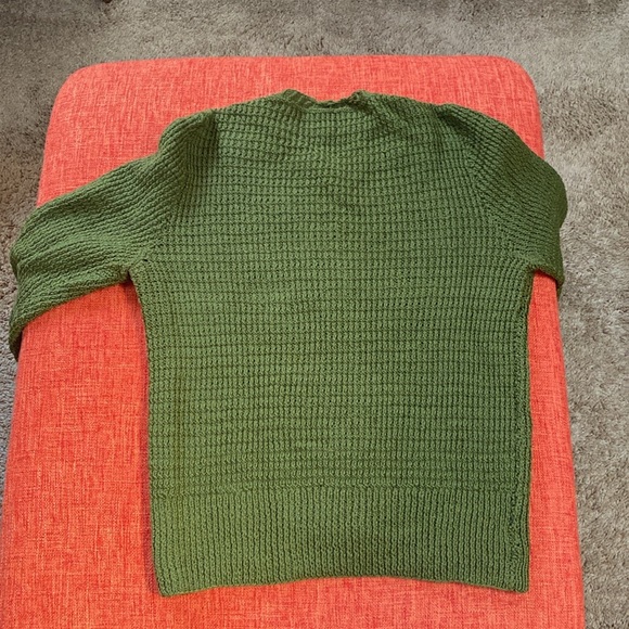 VTG Handmade Olive Green Hand Knit Cardigan Sweater - Picture 5 of 10